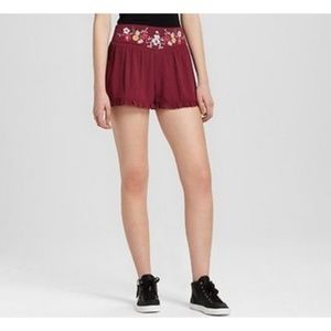 Mossimo Supply Co. Shorts - Fashion Women's Soft Shorts High Rise Red Mossimo Supply Co. Shorts - Fashion Women's Soft Shorts High Rise Red